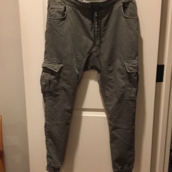 Rare! Zara Man Drawstring Cargo size XL khaki green. Awesome pair! - Picture 13 of 13